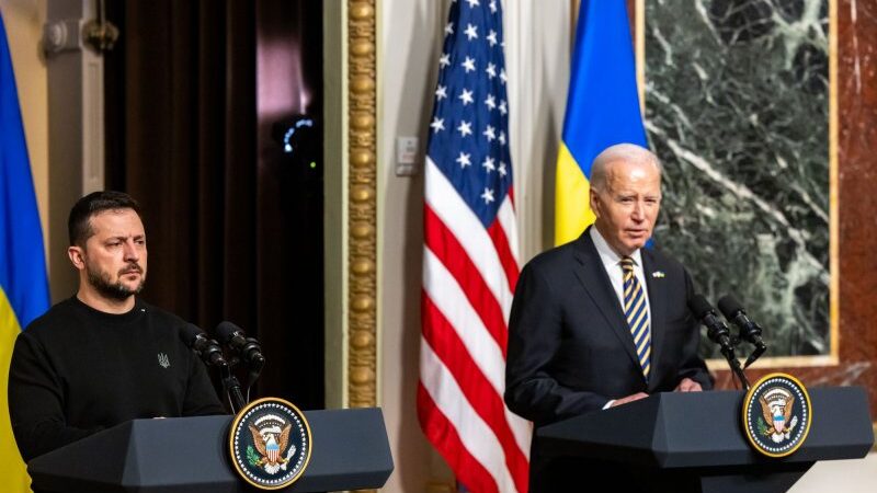 Biden Zelenského predstavil ako Putina