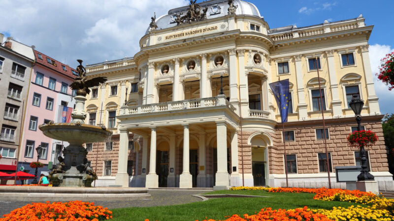 Sto rokov od uvedenia prvej opery preloženej do slovenčiny  