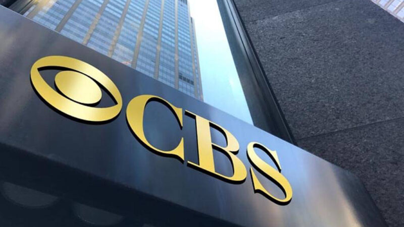 Donald Trump zažaloval stanicu CBS